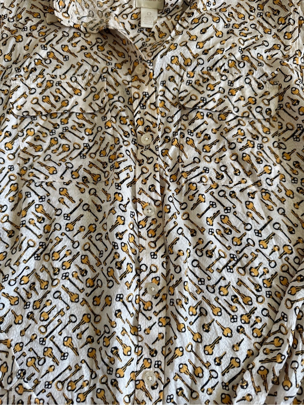 Chico's long sleeve blouse keys novelty print button front Top Cream gold small - Picture 4 of 8